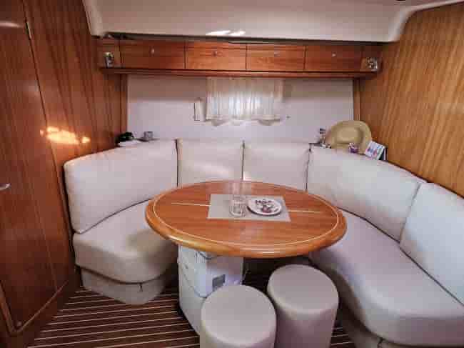 BAVARIA 35 HT - View 8