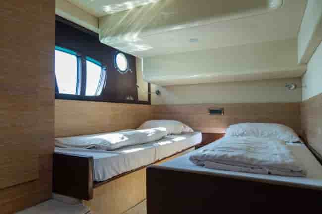 AZIMUT 47 FLY - View 8