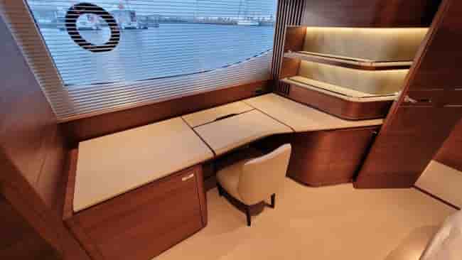 PRINCESS Y72 - View 17