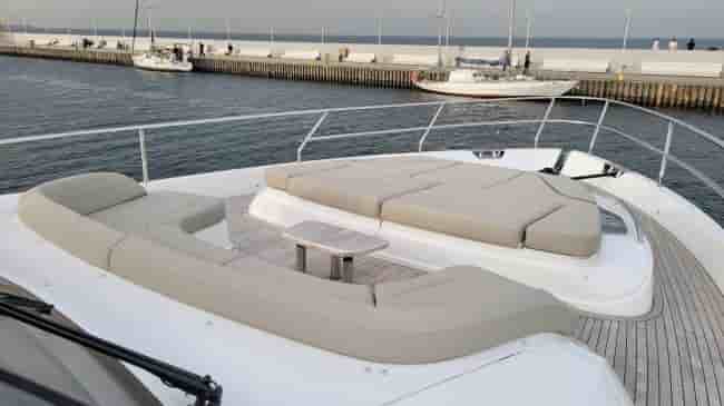 PRINCESS Y72 - View 25