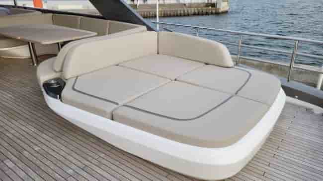 PRINCESS Y72 - View 27