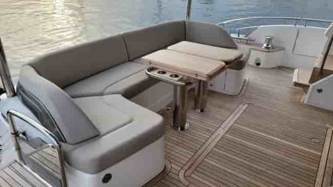 PRINCESS Y72 - View 4