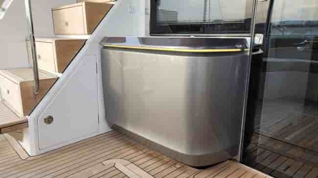 PRINCESS Y72 - View 5