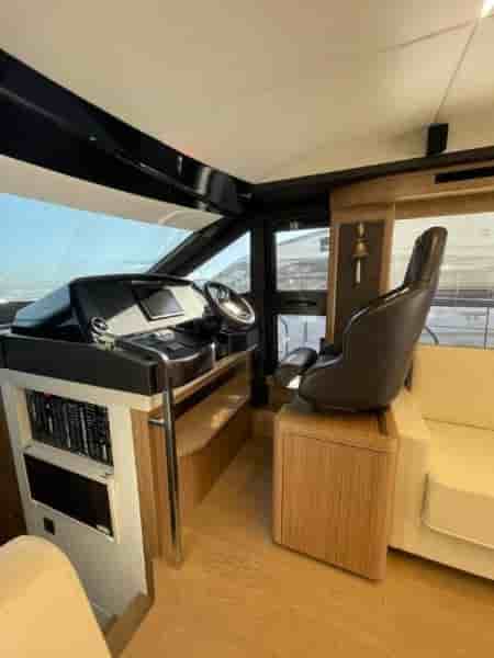 ABSOLUTE 52 FLY - View 10