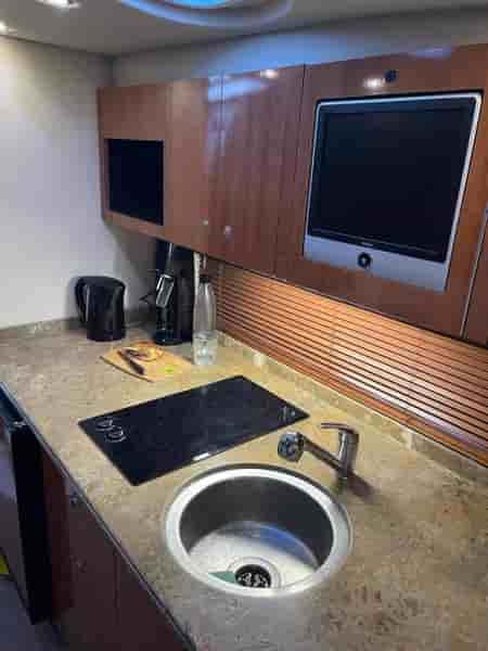 CRUISERS YACHTS 330 - View 16