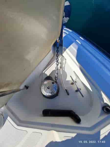 CRUISERS YACHTS 330 - View 24