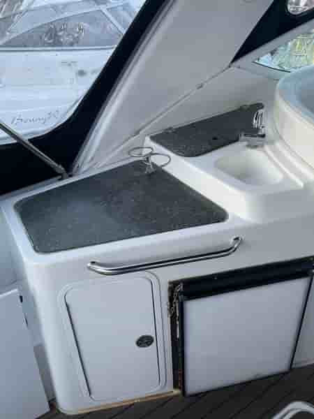 CRUISERS YACHTS 330 - View 5