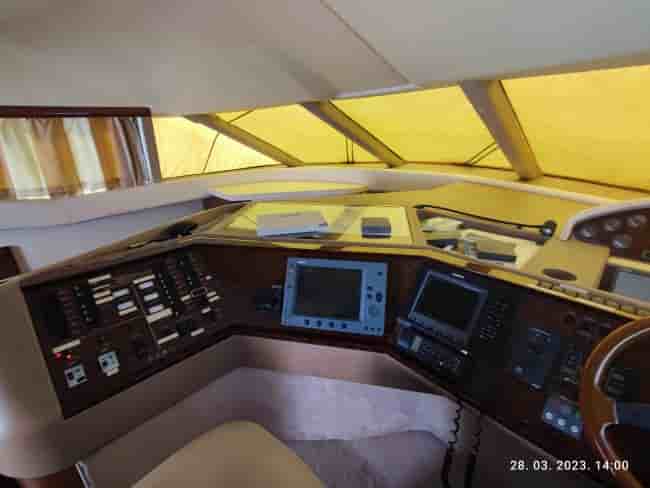 PRINCESS 52 - View 2