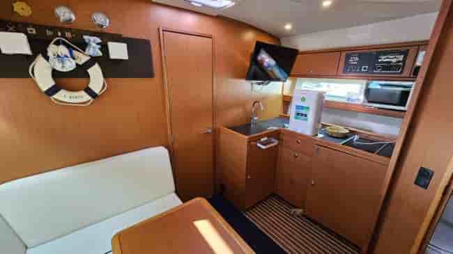 BAVARIA 39 HT SPORT - View 10