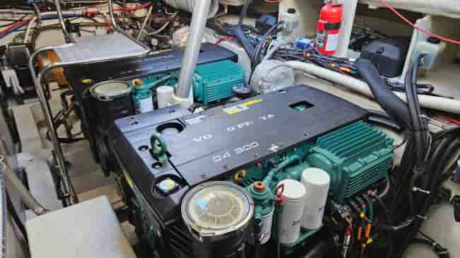 BAVARIA 39 HT SPORT - View 18