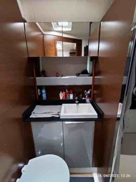 BAVARIA S 40 HT - View 17