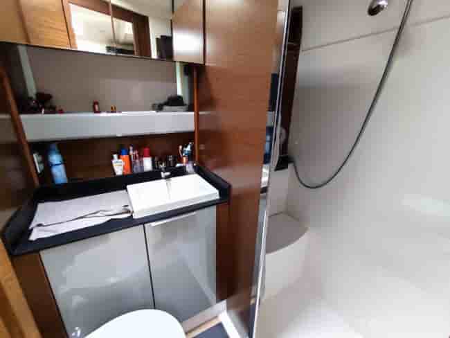 BAVARIA S 40 HT - View 18