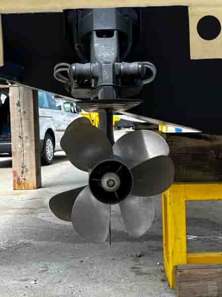 BAVARIA S 40 HT - View 23