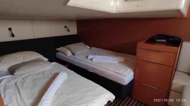 BAVARIA 400 - View 25