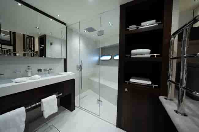 SUNSEEKER 95 YACHT - View 12