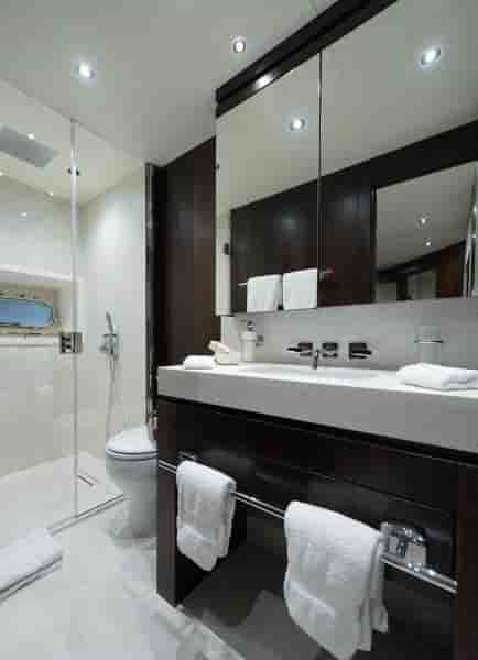 SUNSEEKER 95 YACHT - View 20