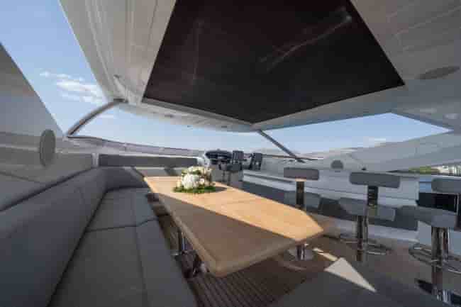 SUNSEEKER 95 YACHT - View 25