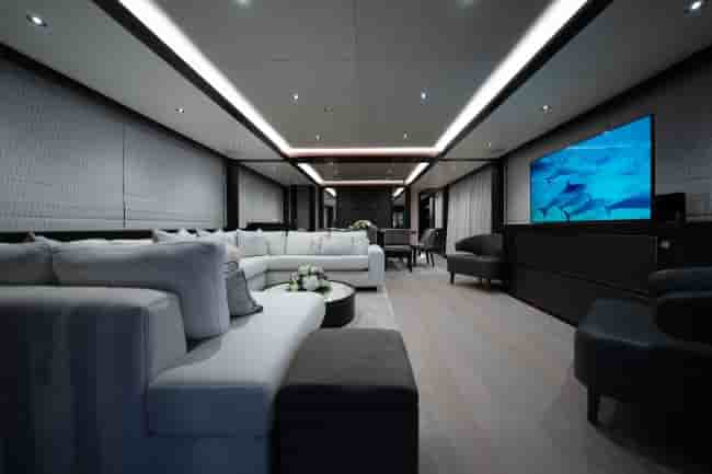 SUNSEEKER 95 YACHT - View 6