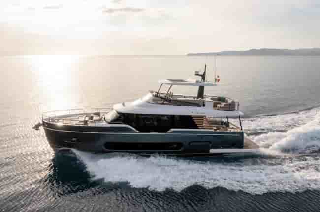 AZIMUT 60 MAGELLANO - View 1