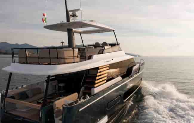 AZIMUT 60 MAGELLANO - View 2