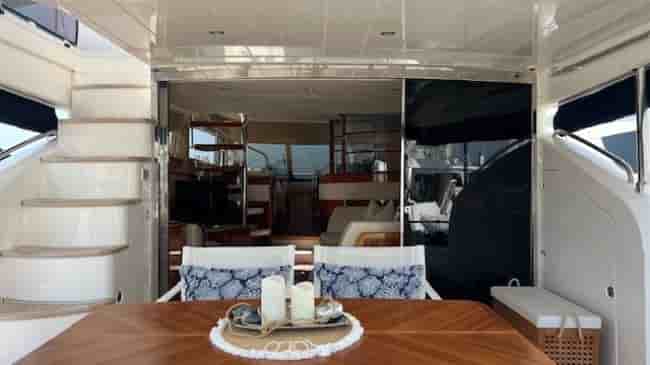 PRINCESS 67 FLY - View 11