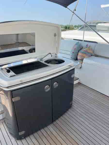 PRINCESS 67 FLY - View 7