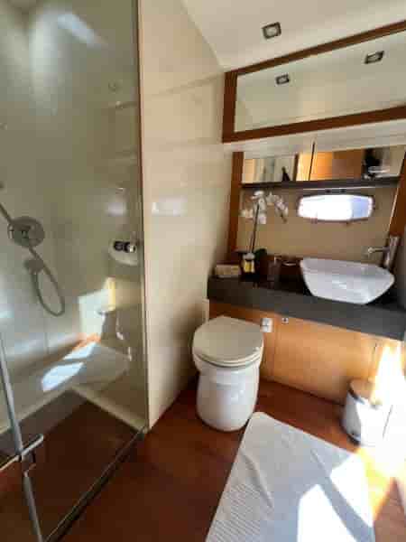 FAIRLINE PHANTOM 48 - View 10