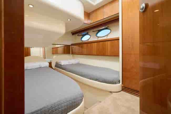 PERSHING 50 - View 20