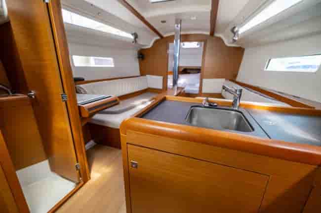 JEANNEAU SUN ODYSSEY 349 - View 5