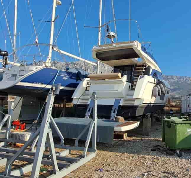 FERRETTI 500 - View 2