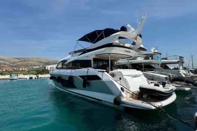 SUNSEEKER 66 MANHATTAN - View 1