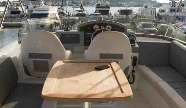 BENETEAU SWIFT TRAWLER 44 - View 21