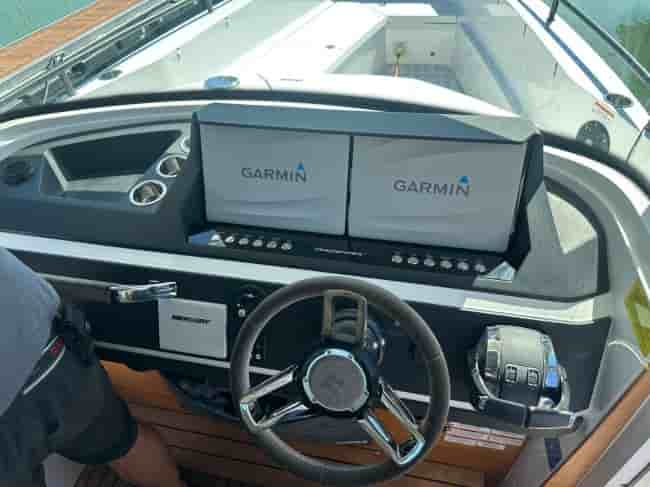 AXOPAR 28 CABIN - View 4