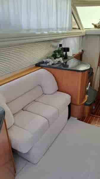 SEALINE F37 - View 2