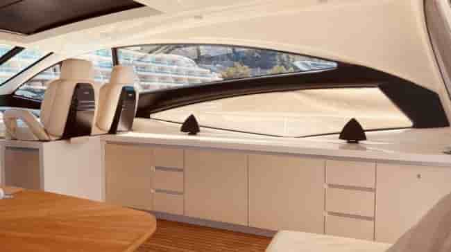 PERSHING 62 - View 3