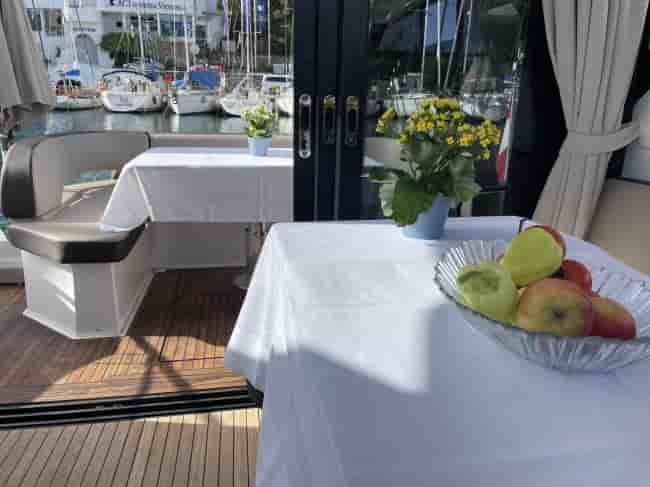 BAVARIA   S40 COUPE - View 2