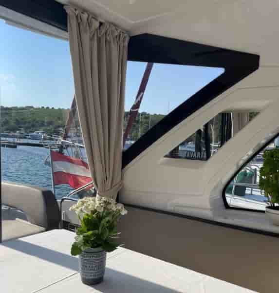 BAVARIA   S40 COUPE - View 8