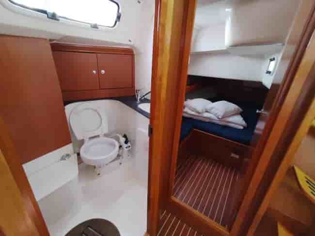 BAVARIA 51   HOLIDAY - View 10