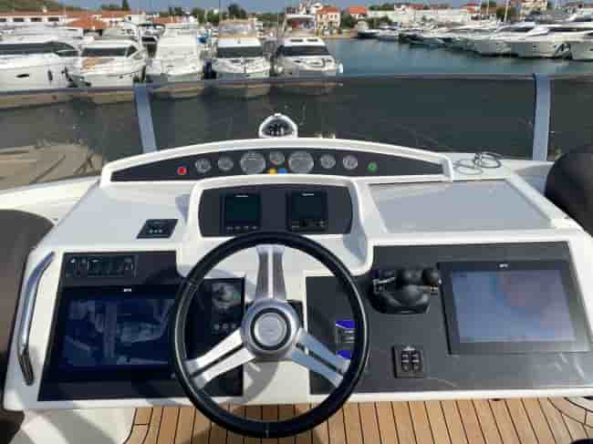 PRINCESS 58 FLY - View 8