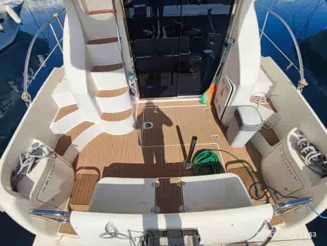 AZIMUT 42 FLY - View 3