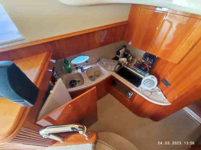AZIMUT 42 FLY - View 9