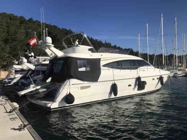 FERRETTI 592 - View 15