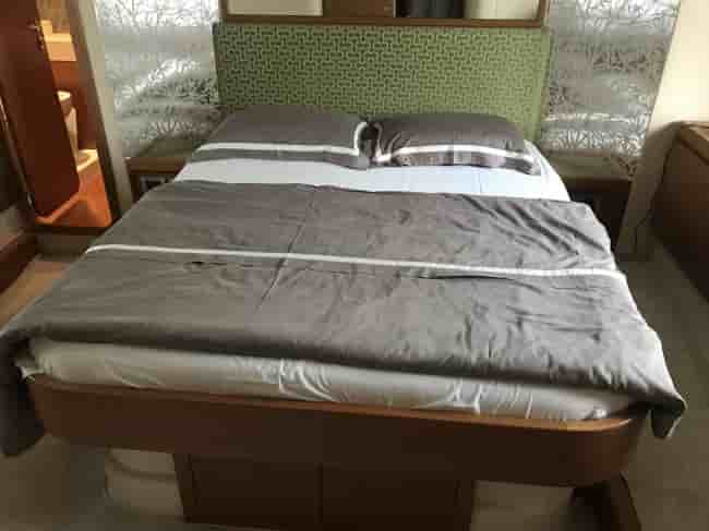 FERRETTI 592 - View 9