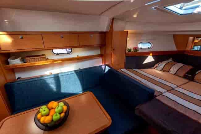 BAVARIA 32 SPORT - View 11