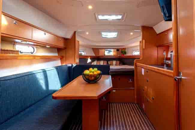 BAVARIA 32 SPORT - View 15