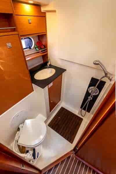 BAVARIA 32 SPORT - View 20