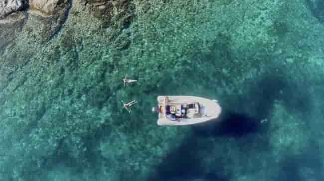 ZODIAC NZO 700 CABIN - View 1