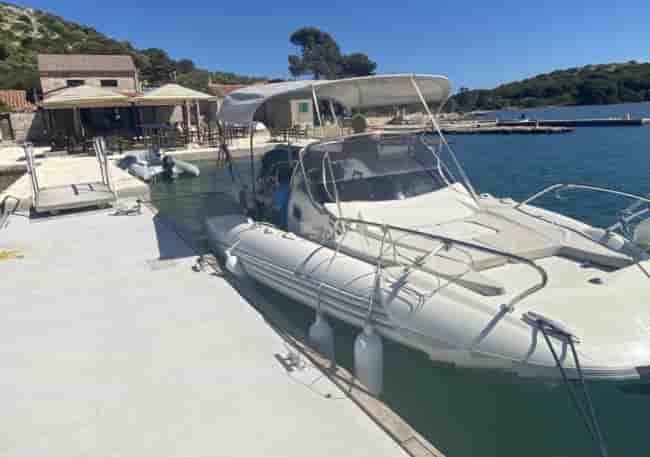 ZODIAC NZO 700 CABIN - View 7