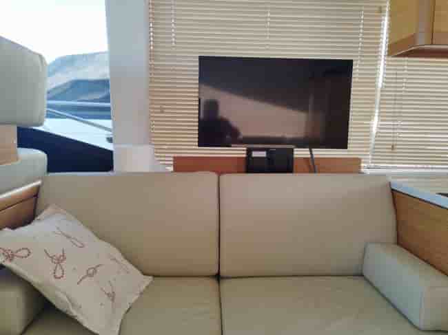 GREENLINE 48 - View 6