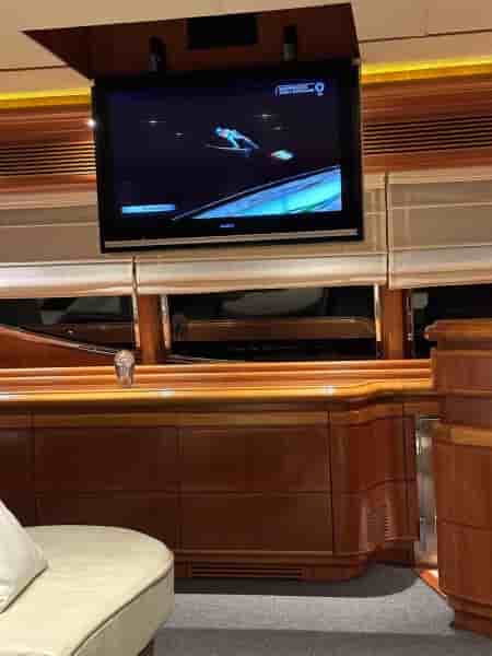 FERRETTI CUSTOM LINE 94 - View 12